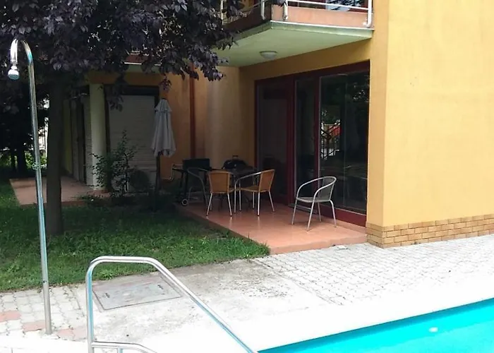 Jenny Apartment